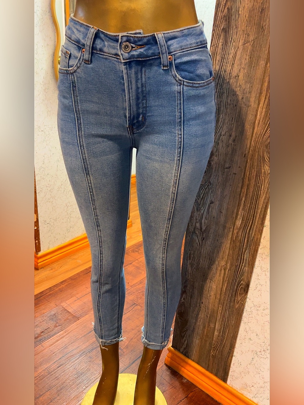 Floral Embroidered Skinny Jeans | Light Blue Denim